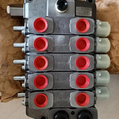Maximize o potencial do seu sistema com as válvulas de controle de centro aberto Parker DVA e DVG20